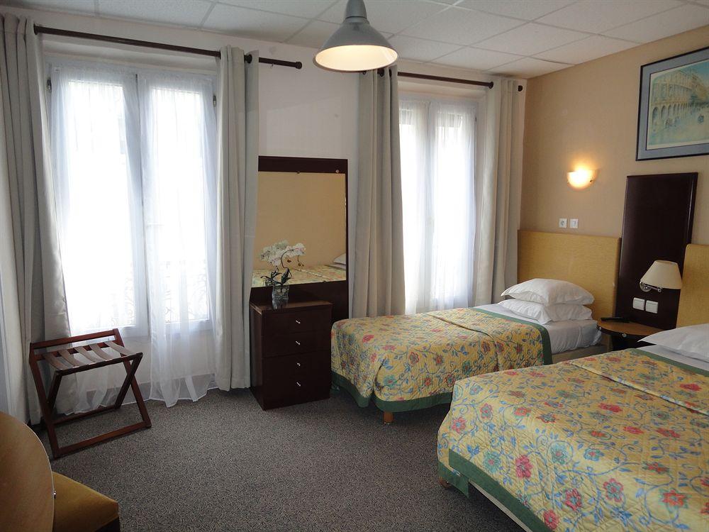 Hotel Clauzel Paris Luaran gambar