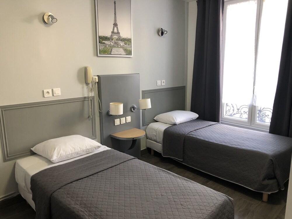 Hotel Clauzel Paris Luaran gambar