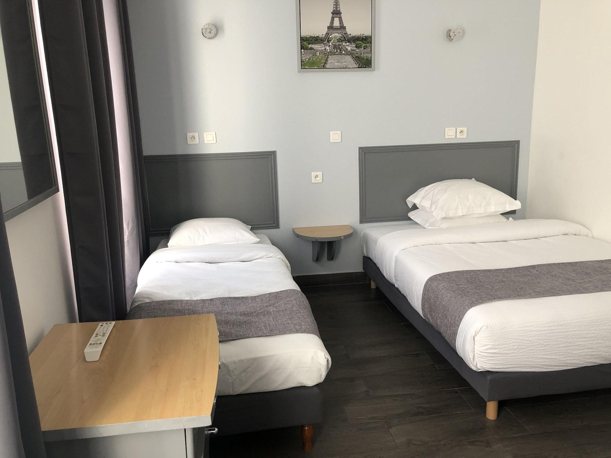 Hotel Clauzel Paris Luaran gambar