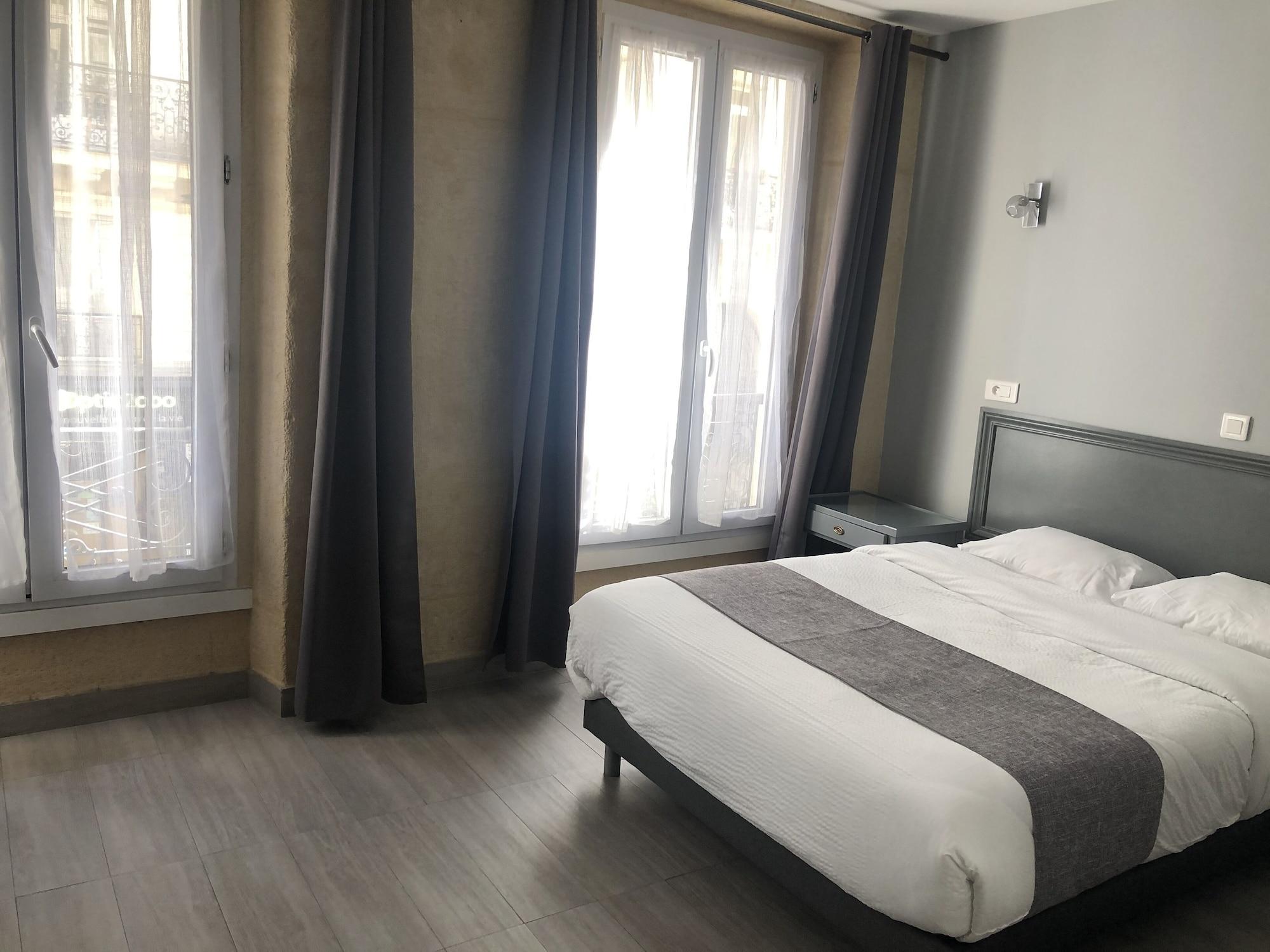 Hotel Clauzel Paris Luaran gambar